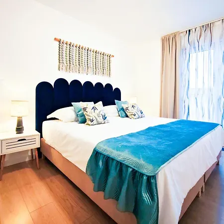 David - Pet Friendly - New For 9 Person *