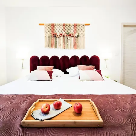 David - Pet Friendly - New For 9 Person Villa Labin (Istria)