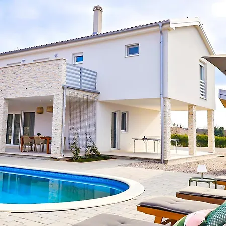 Villa David - New - First Renting - For 9 Person Max *