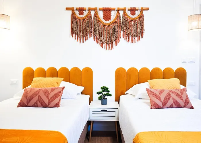 David - Pet Friendly - New For 9 Person Villa