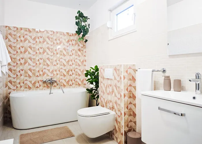 David - Pet Friendly - New For 9 Person * Labin (Istria)