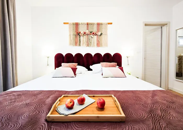 David - Pet Friendly - New For 9 Person Villa Labin (Istria)