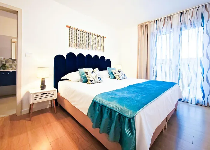 David - Pet Friendly - New For 9 Person * Labin (Istria)